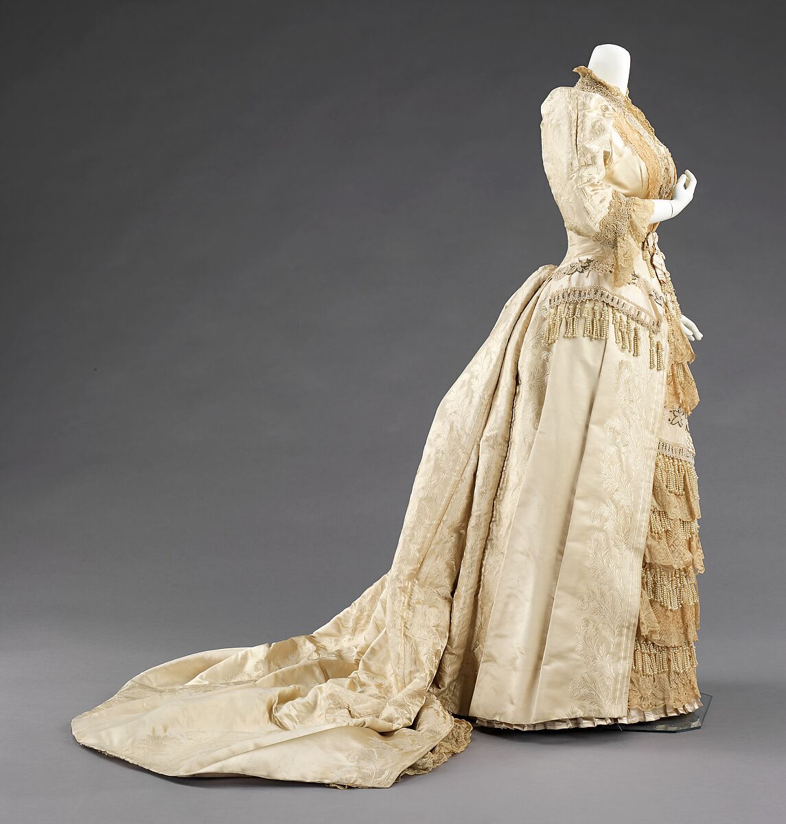 Court presentation dress, House of Worth (French, 1858–1956), silk, linen, French