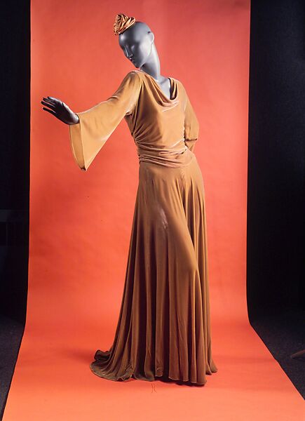 Evening dress, Valentina (American, born Kyiv 1899–1989), silk, American
