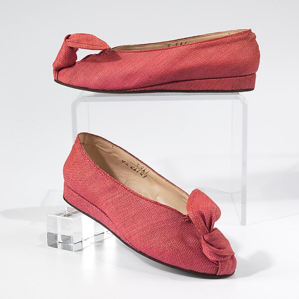 Shoes, House of Givenchy (French, founded 1952), straw, French 