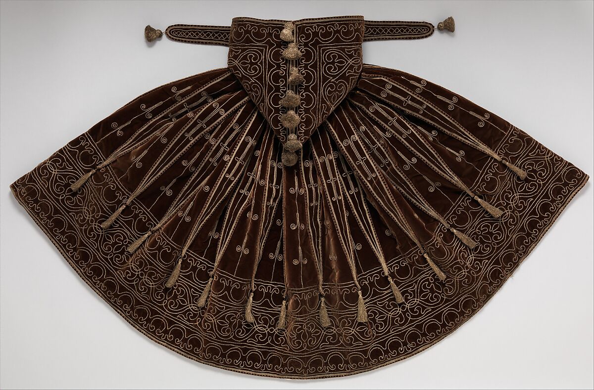 Evening cape, House of Worth (French, 1858–1956), silk, metal, French