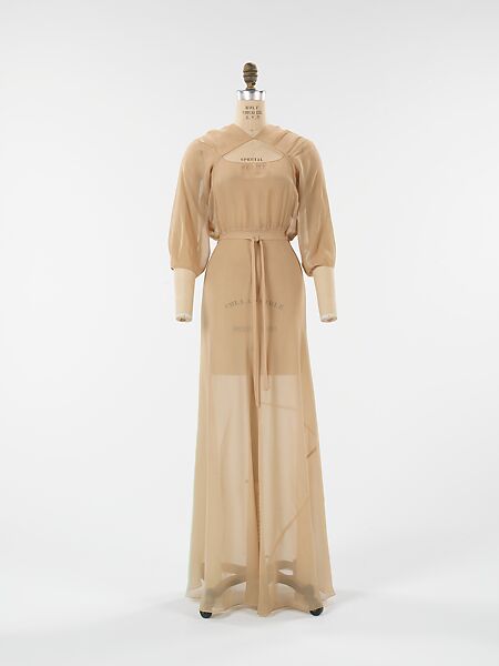 Evening dress, Madeleine Vionnet (French, Chilleurs-aux-Bois 1876–1975 Paris), silk, French 