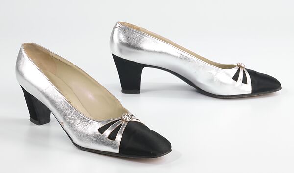 Evening pumps