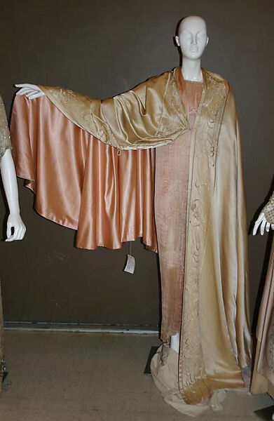 Evening cape, Liberty &amp; Co. (British, founded London, 1875), silk, British