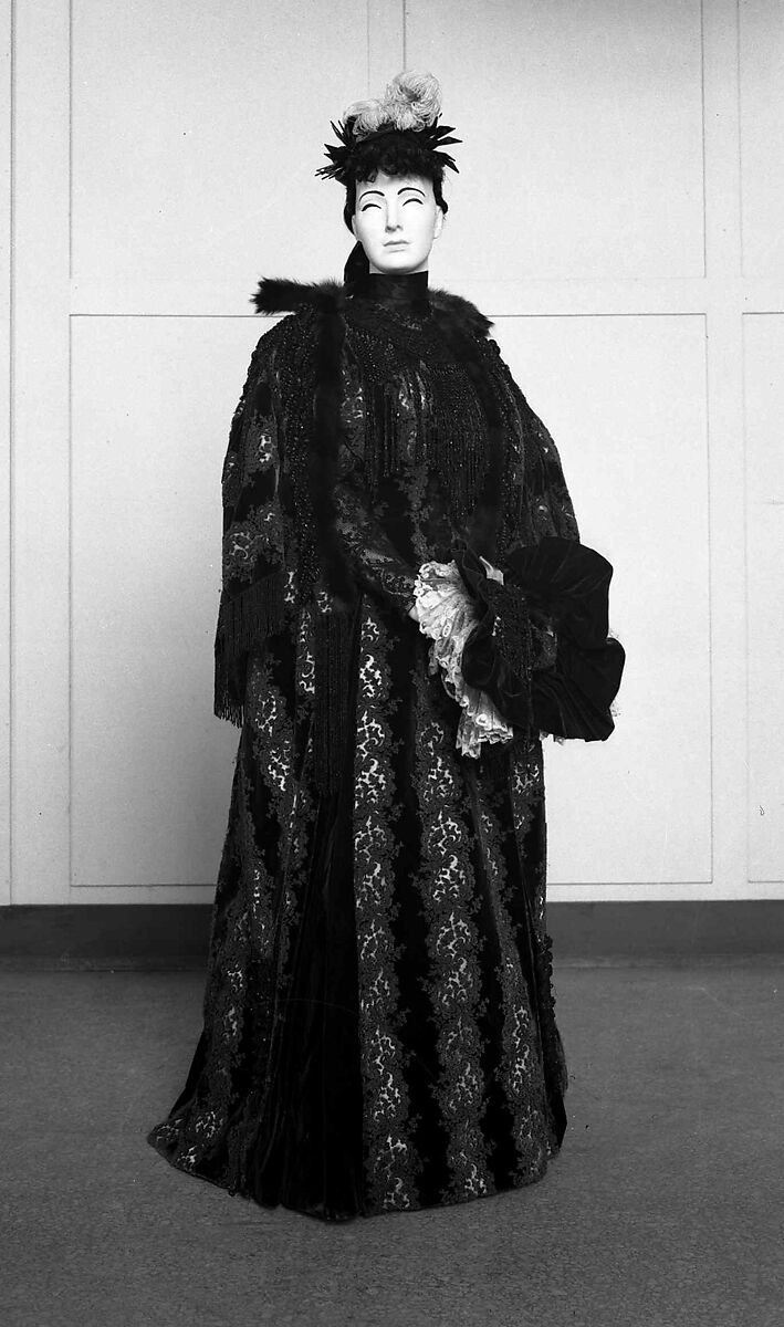 Ensemble, House of Worth (French, 1858–1956), silk, beads, jet, fur, linen, American or European