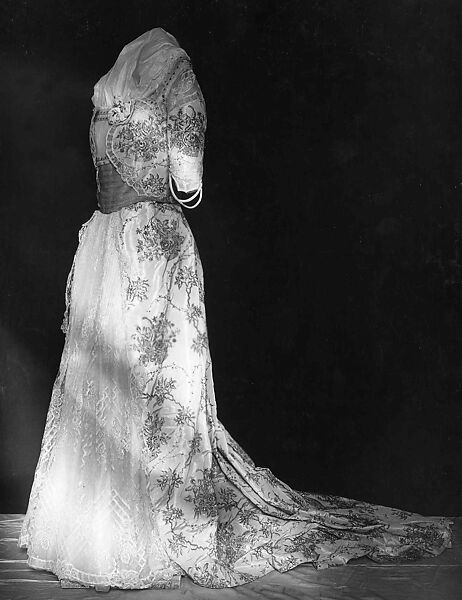 Ball gown, Beer (French, ca. 1890–1928), silk, metal, rhinestones, French