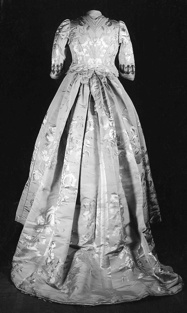 Dinner dress, House of Worth (French, 1858–1956), silk, metal, French