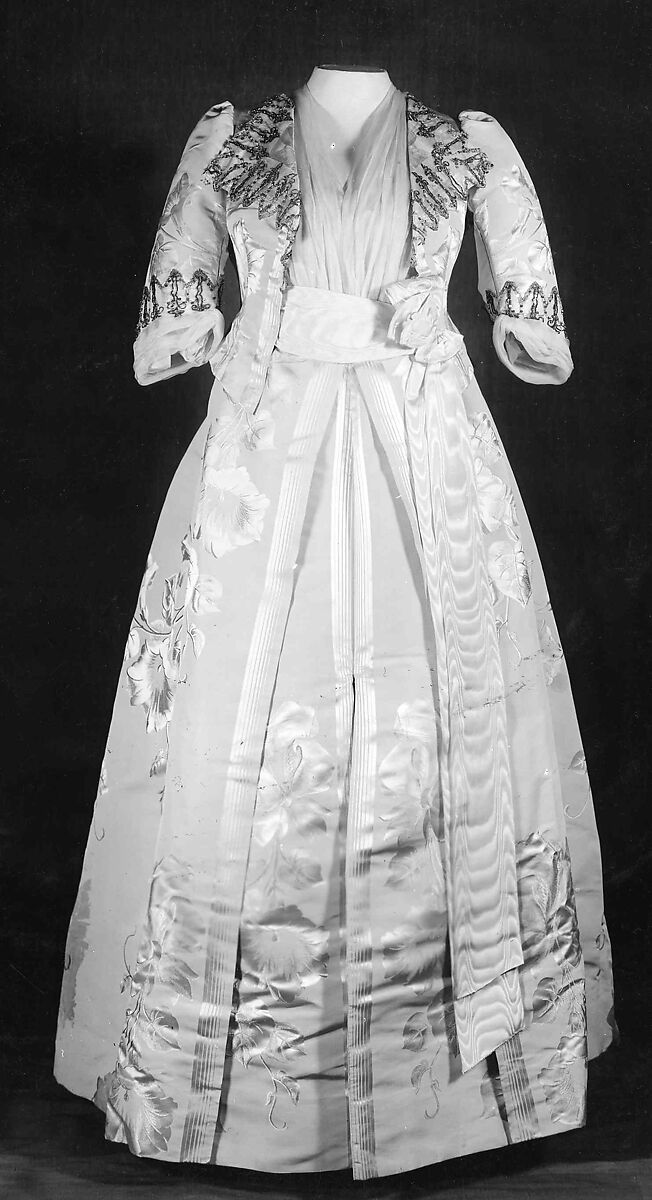 Dinner dress, House of Worth (French, 1858–1956), silk, metal, French