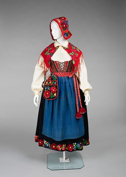 swedish traditional dress