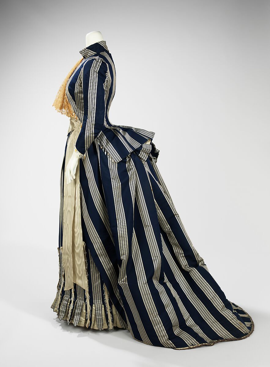 Walking dress, House of Worth (French, 1858–1956), silk, glass, French