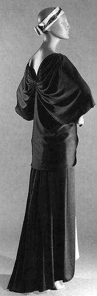 "Emperial Crown" (jacket); "Tonight or Never" (dress), Hawes Incorporated (American, 1928–40; 1947–48), silk, American