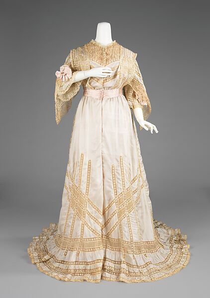 Negligée - American - The Metropolitan Museum of Art