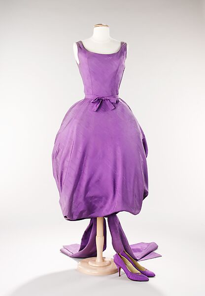 Evening ensemble, (a) House of Givenchy (French, founded 1952), silk, Italian 