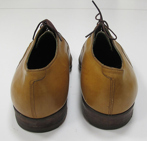 Suit, (a) linen; (b) linen, metal; (c) silk; (d) silk, leather, metal; (e) cotton; (f) metal; (g, h) metal, enamel; (i) silk; (j, k) cotton; (l, m) leather; (n) wool, silk, leather; (o) enamel, synthetic., American