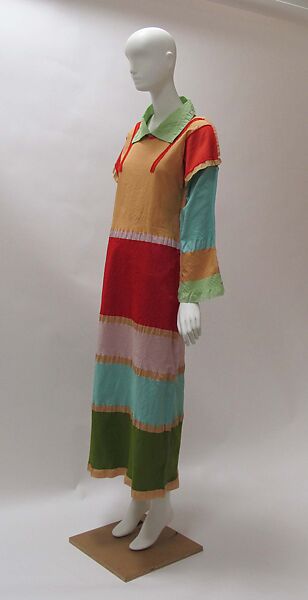 Dress, Issey Miyake (Japanese, 1938–2022), synthetic fiber, Japanese