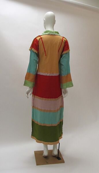 Dress, Issey Miyake (Japanese, 1938–2022), synthetic fiber, Japanese