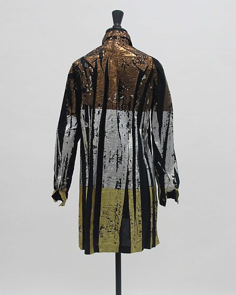 Shirt, Issey Miyake (Japanese, 1938–2022), cotton, metal, mother-of-pearl, Japanese