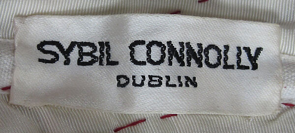 Ball gown, Sybil Connolly (Irish (born Wales), Swansea 1921–1998 Dublin), linen, silk, metal, Irish
