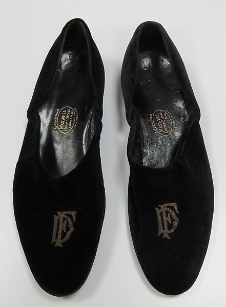 Slippers, silk, British
