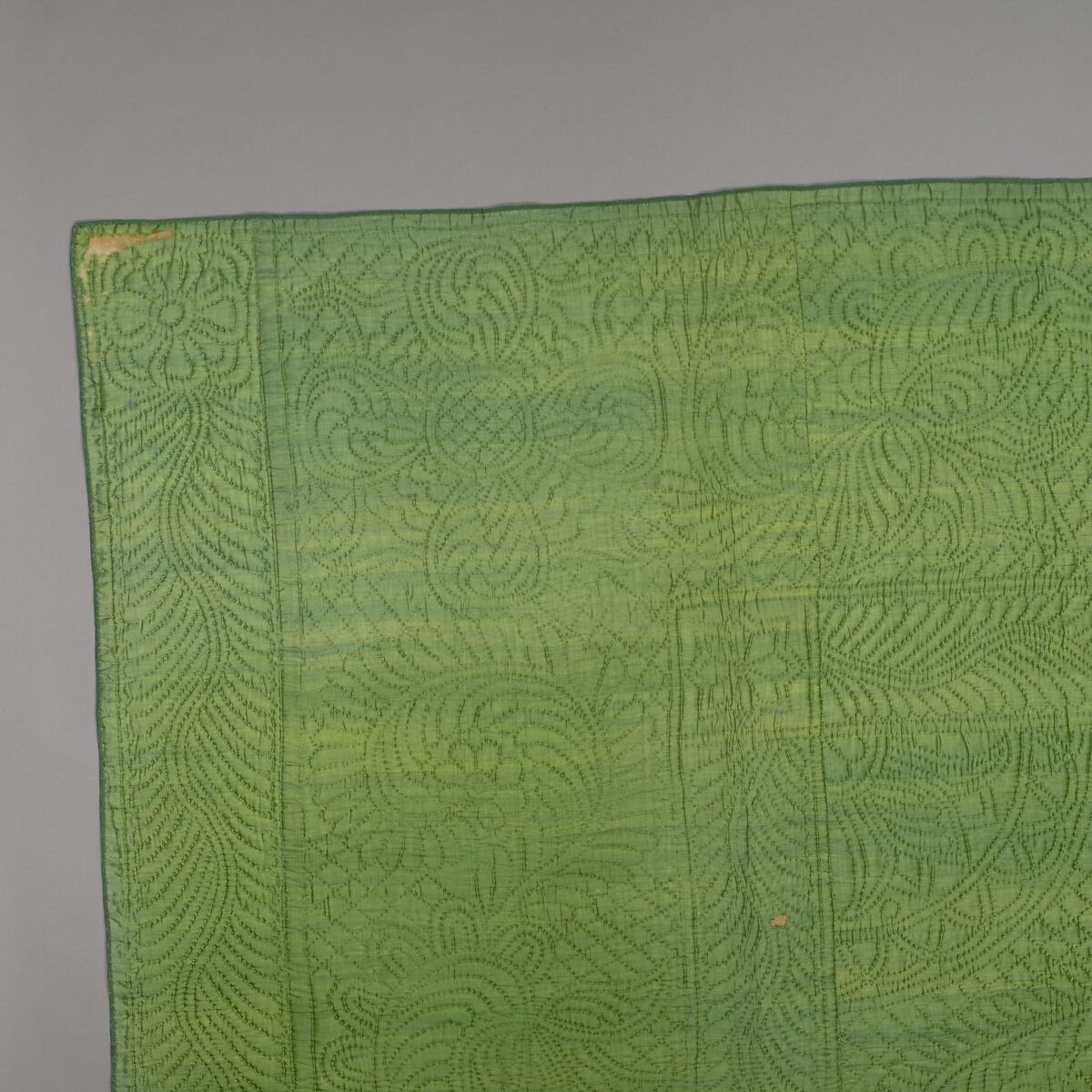 Wholecloth quilt, Silk and wool, British