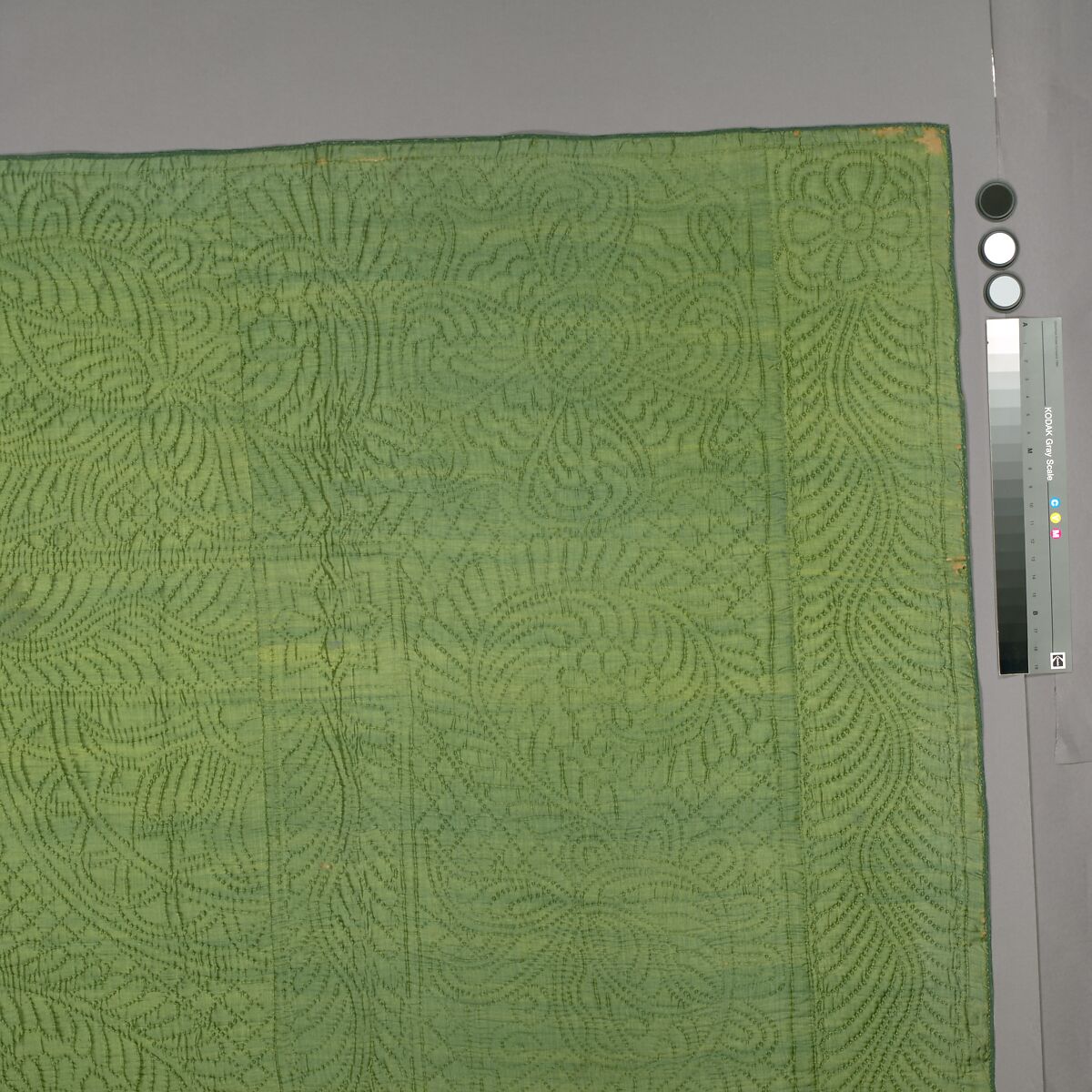 Wholecloth quilt, Silk and wool, British