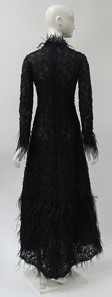 Evening dress, Oscar de la Renta, LLC. (American, founded 1965), silk, feathers, American