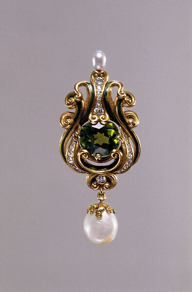 Brooch, Marcus and Co. (American, New York, 1892–1942), Gold, peridot, diamonds, pearls, and enamel, American