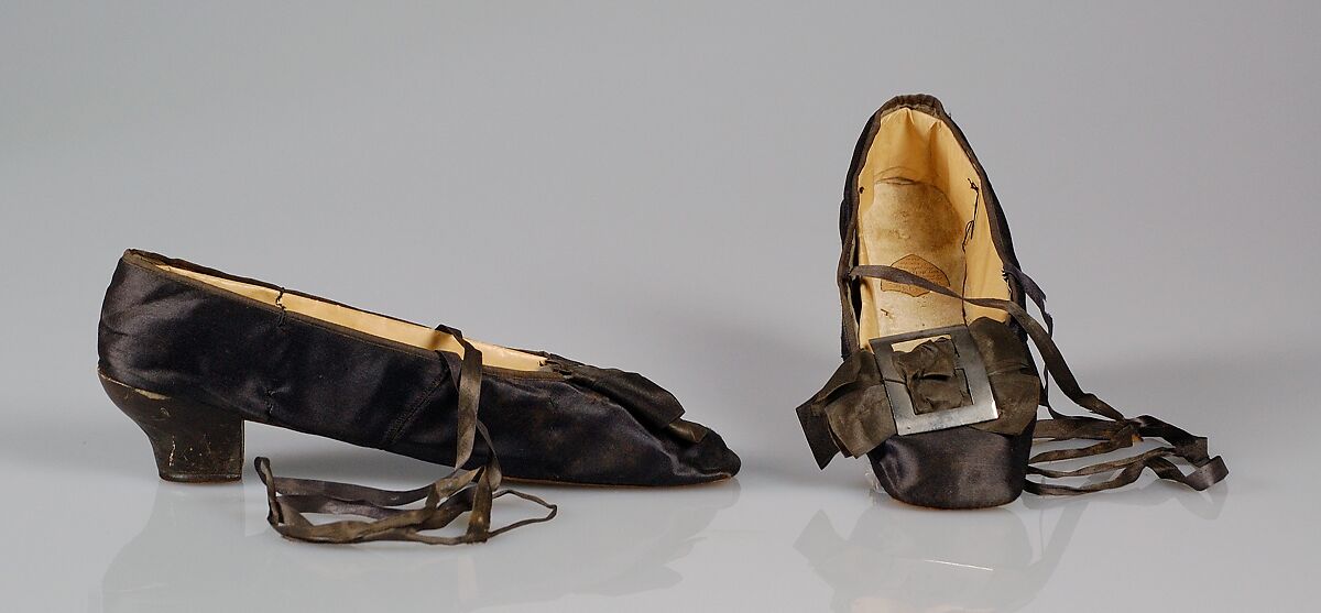 Evening slippers, Esté (French, 1821–1839), Silk, metal, French 