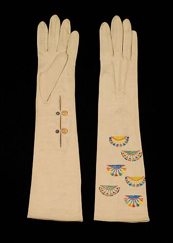 Gloves | German | The Metropolitan Museum of Art