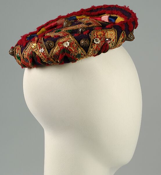 Hat, Sally Victor (American, 1905–1977), Wool, silk, metallic, plastic beads, wood, American