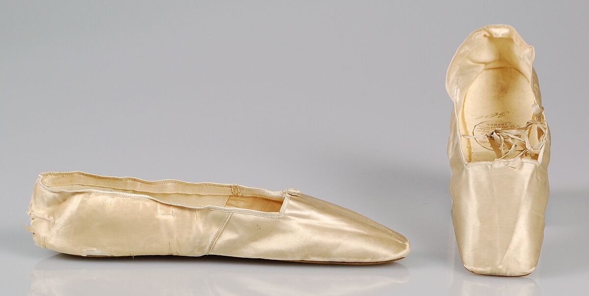 Evening slippers, Melnotte, Silk, British 