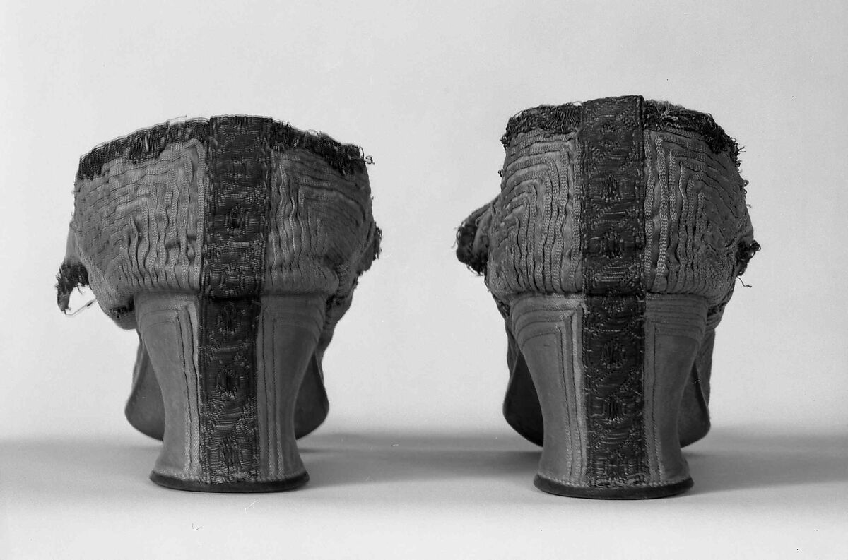 Shoes, Silk, metallic, probably British
