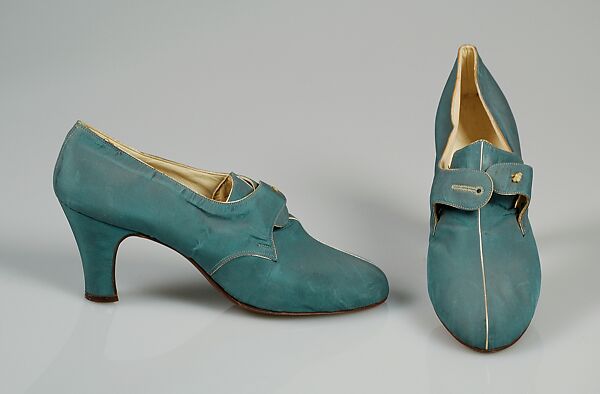 Evening shoes, Silk, probably French 