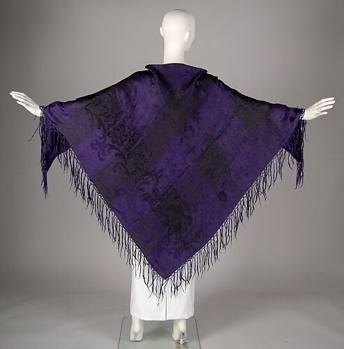 Mourning shawl