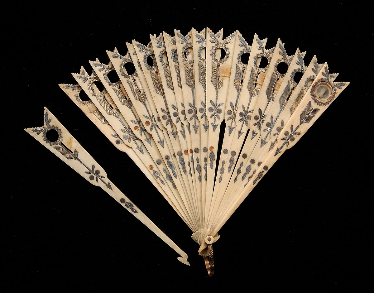 Brisé fan, Ivory, silk, metal, American