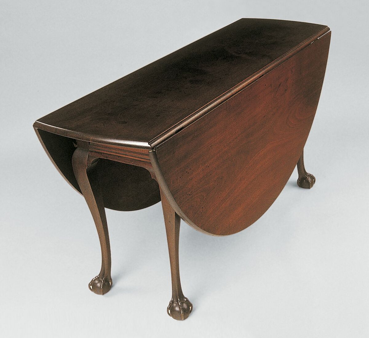 Drop-leaf dining table, John Townsend (1732–1809), Mahogany, maple, American