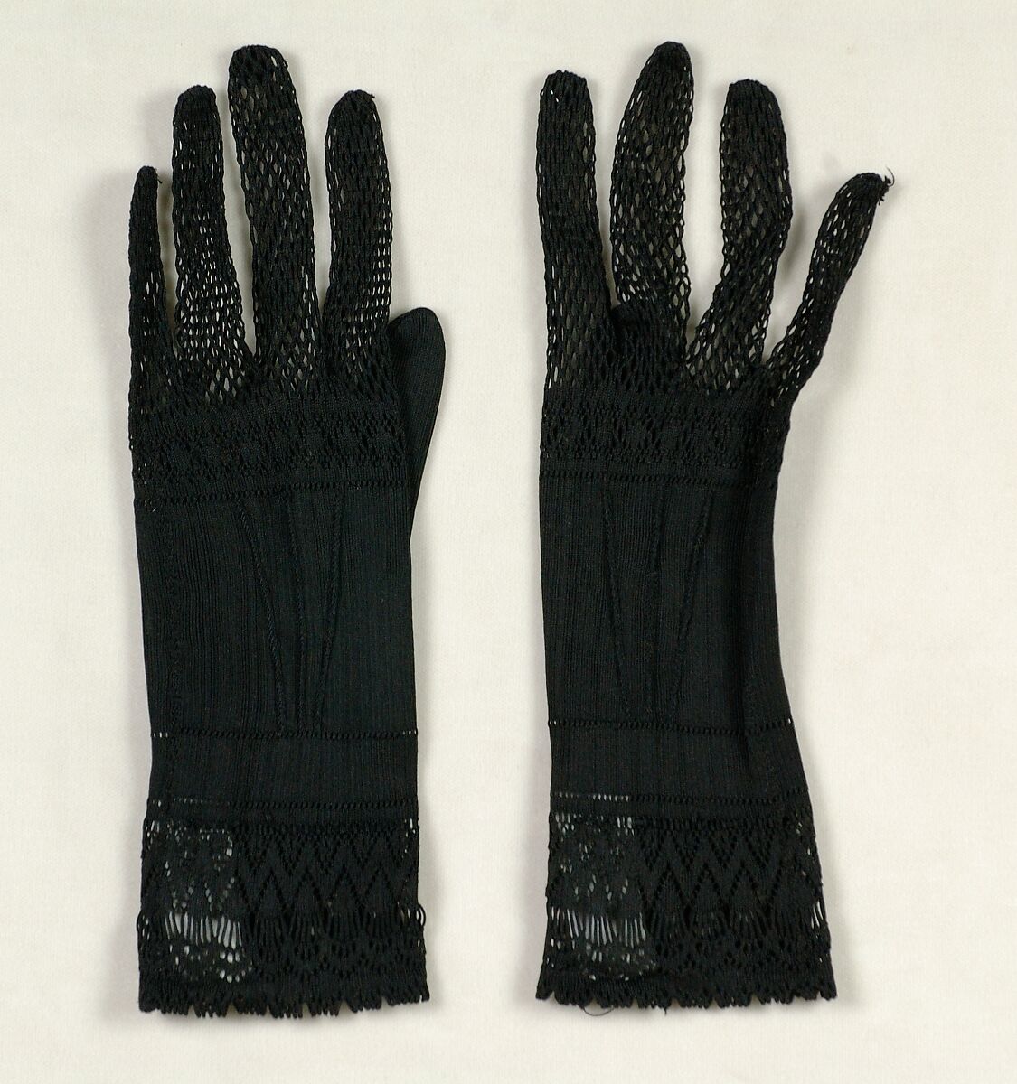 Gloves, Silk, American 