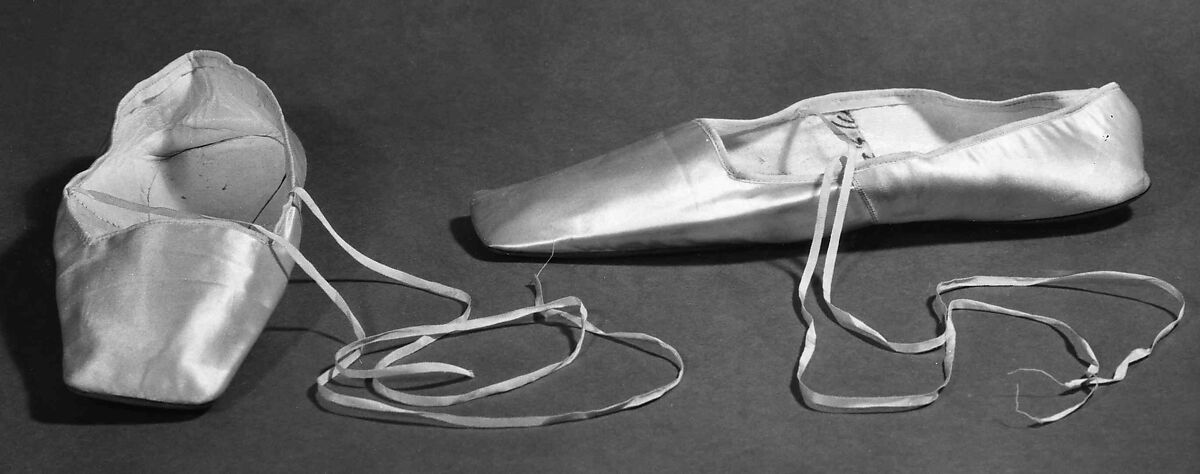 Wedding slippers, Silk, American
