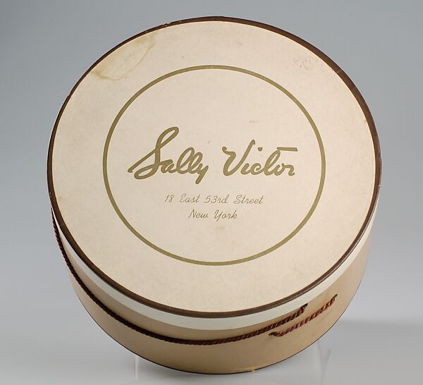 Hat, Sally Victor (American, 1905–1977), Straw, leather, silk, American