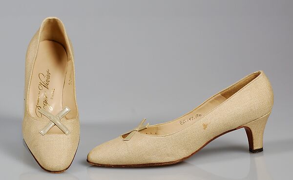 Pumps, Roger Vivier (French, 1913–1998), Bast fiber, leather, French 