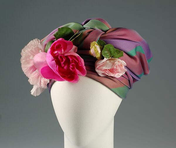 Hat, Lilly Daché (American (born France), Bègles 1898–1989 Louvecienne), Silk, American 