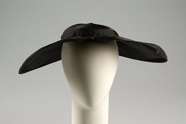 Picture hat, Lilly Daché (American (born France), Bègles 1898–1989 Louvecienne), Straw, silk, wire, American 