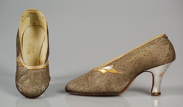 Evening pumps, B. Altman &amp; Co. (American, 1865–1990), Leather, metallic, American 