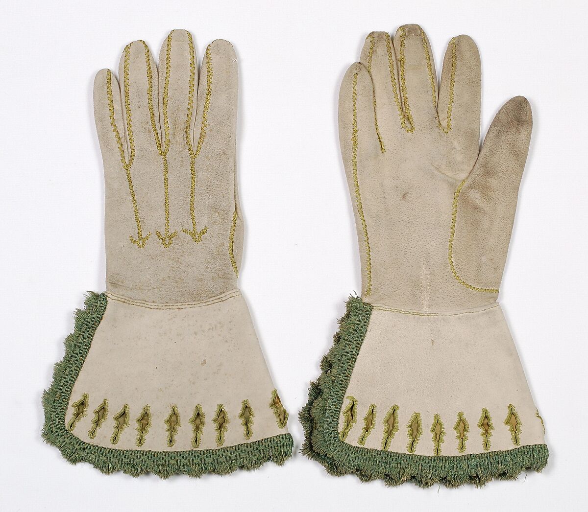 Gloves, Leather, silk, metallic, French 