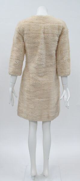 Coat, André Courrèges (French, Pau 1923–2016 Neuilly-sur-Seine), fur, silk, French