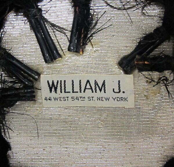 Hat, William J. (American, 1948–1962), feathers, silk, metallic thread, American