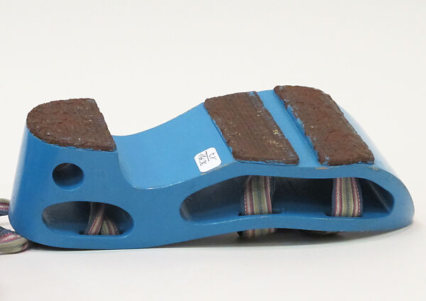 Shoes, wood, cotton, French