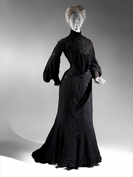 Death Becomes Her: Mourning Attire At The Met Exhibits Widows Clothing Time