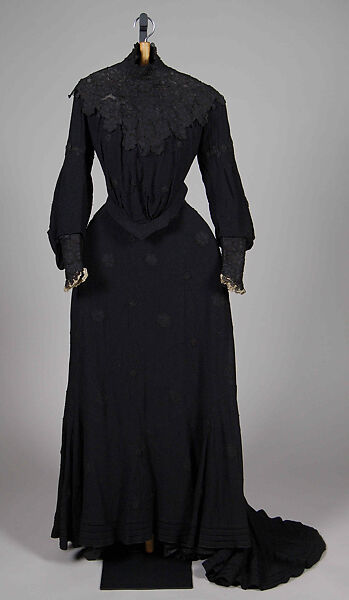 Mourning dress, silk/wool, silk, American