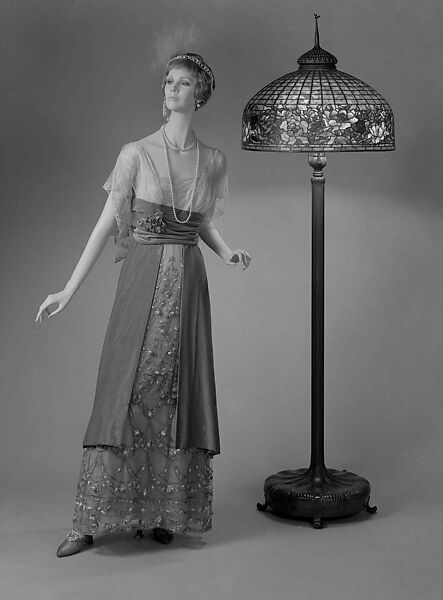 Evening dress, Silk, probably American