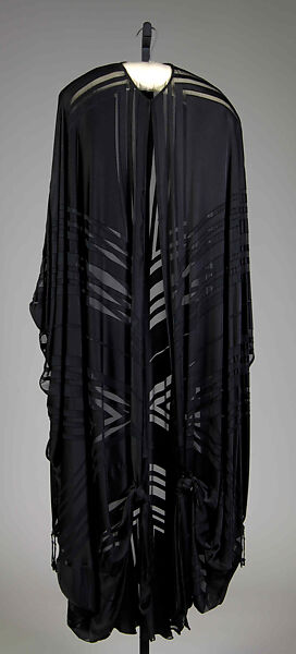 Evening cape, Thea Porter (British (born Israel), Jerusalem 1927–2000 London), Silk, British 